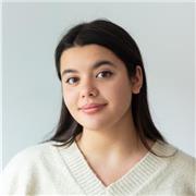 Graduada en Filosofía con amplia experiencia impartiendo clases particulares